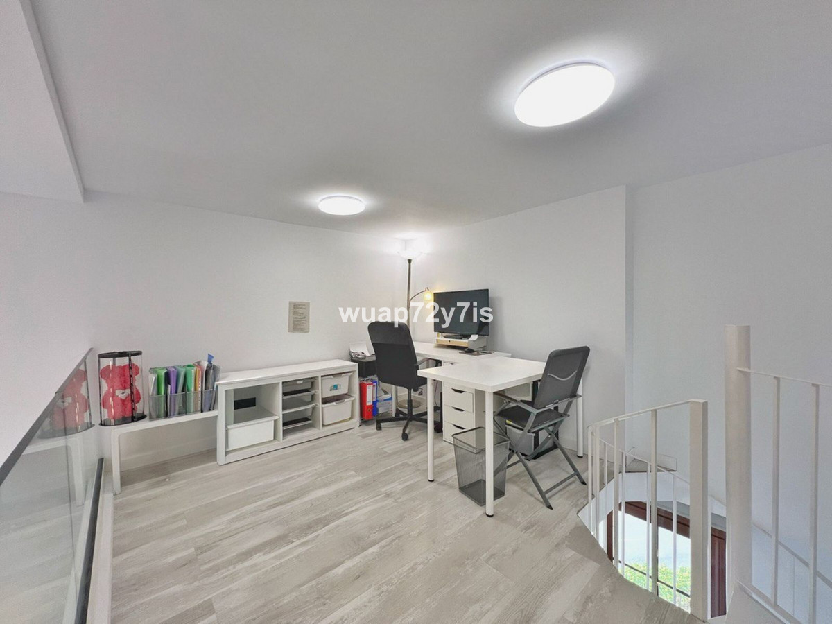 2 Bedroom Apartment for Sale in Benahavís — 9