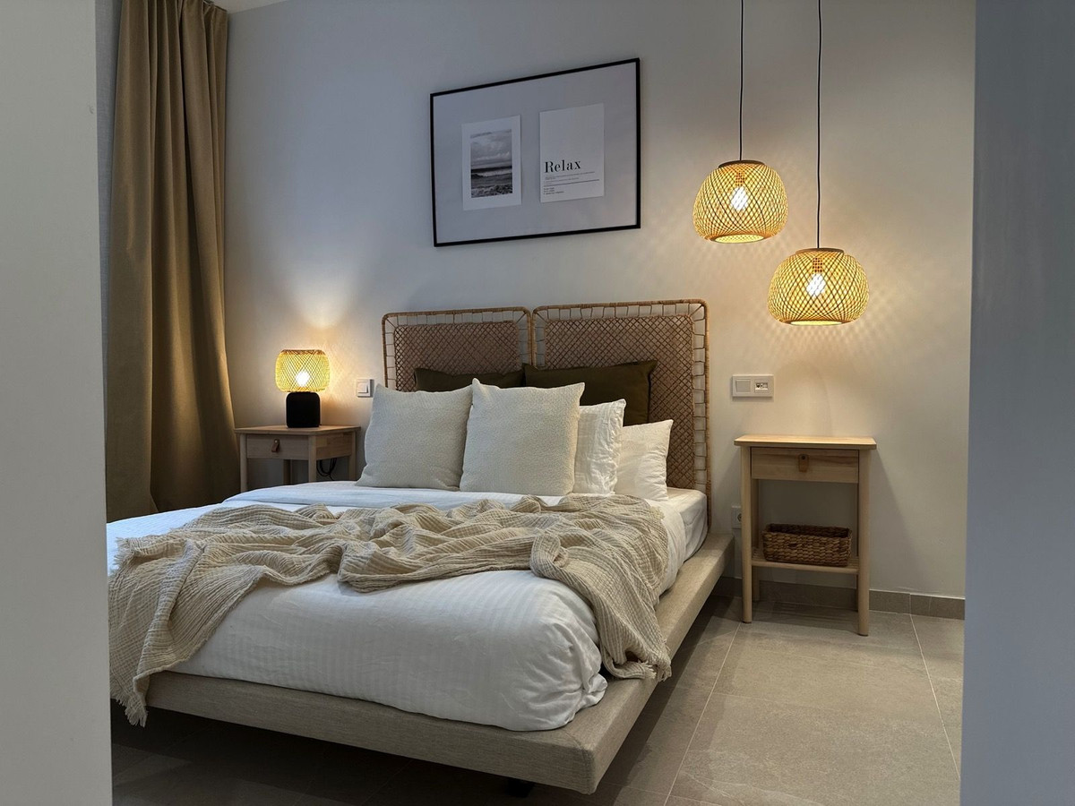 2 Bedroom Apartment for Sale in Estepona — 3