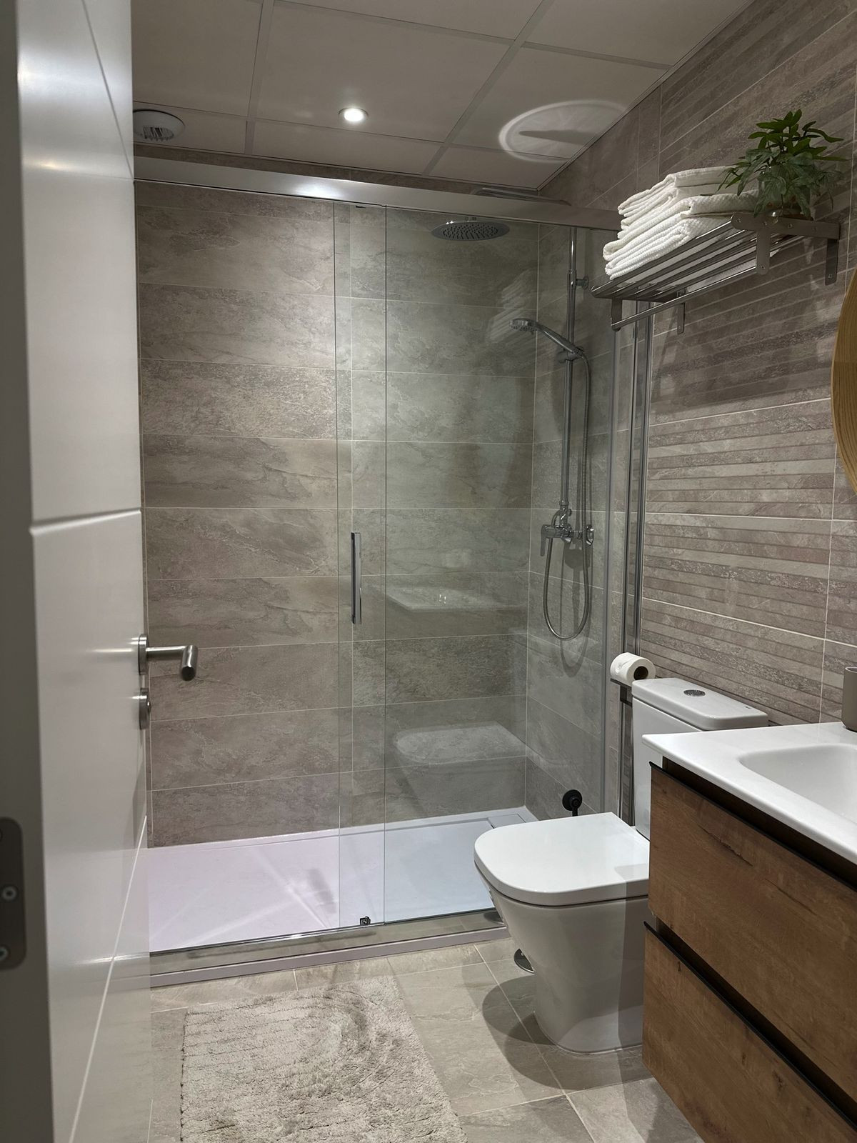 2 Bedroom Apartment for Sale in Estepona — 4