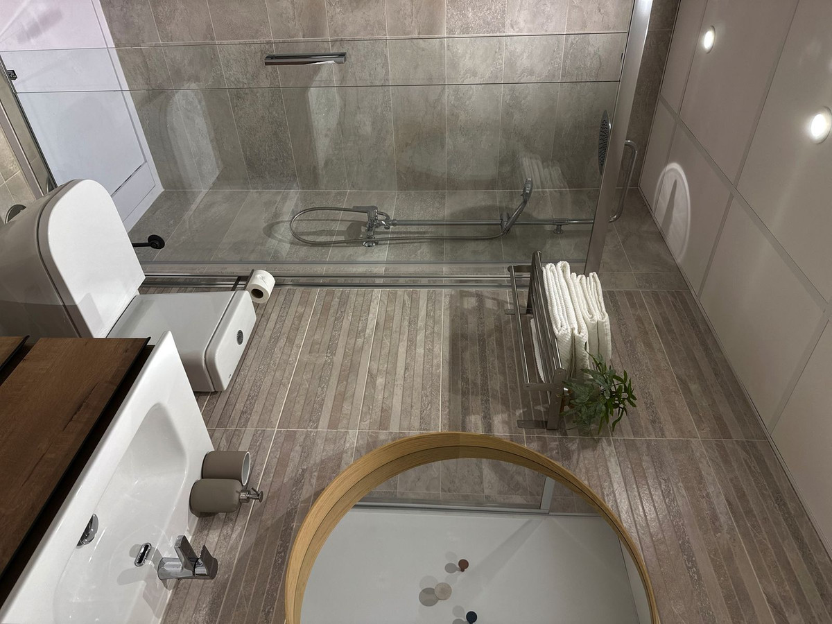 2 Bedroom Apartment for Sale in Estepona — 6