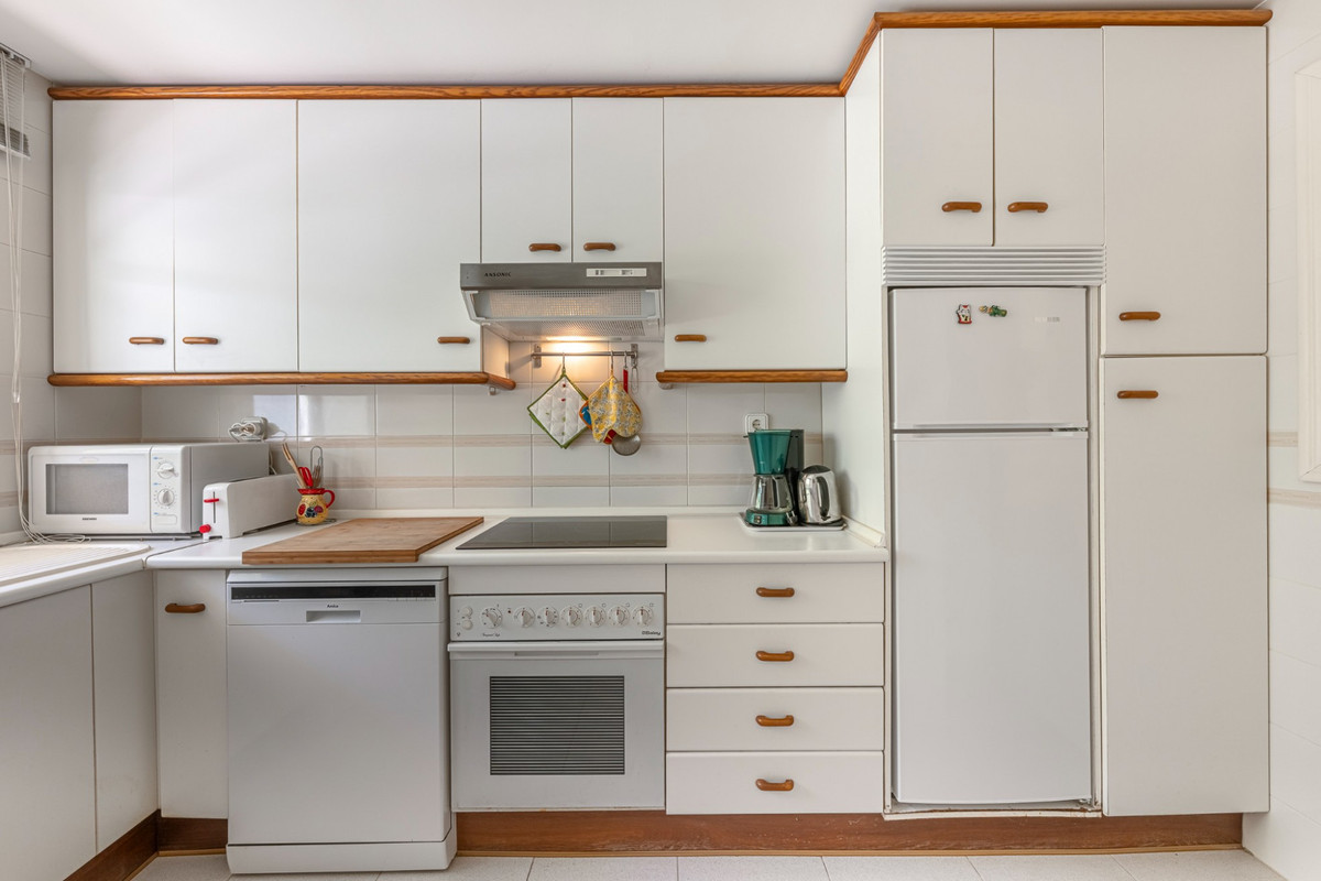 2 Bedroom Apartment for Sale in Nueva Andalucía — view 18