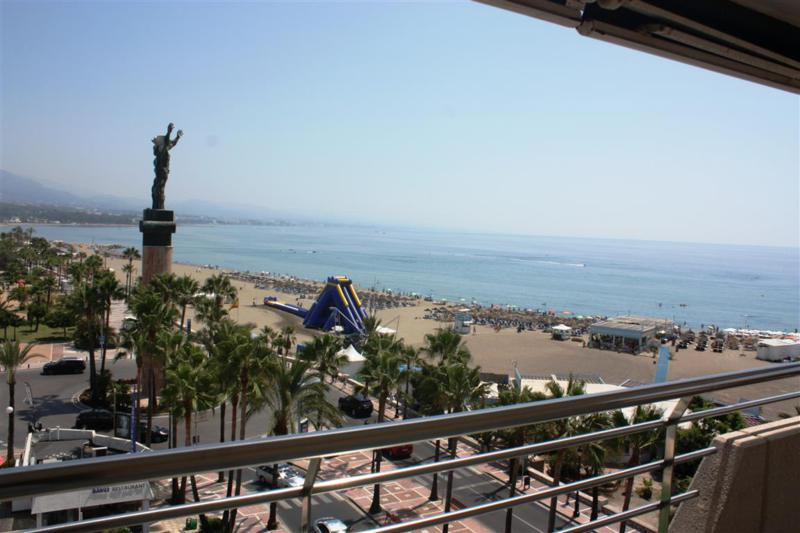 3 Bedroom Apartment for Sale in Puerto Banús