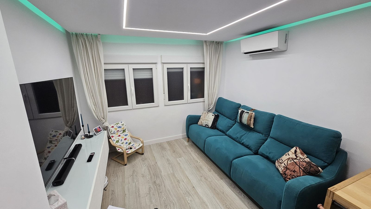 3 Bedroom Apartment for Sale in Estepona