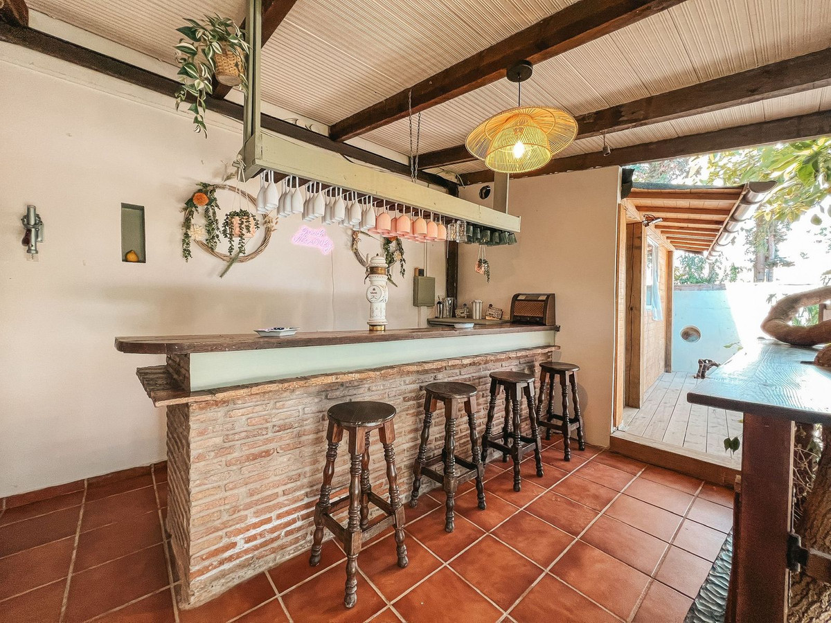 5 Bedroom Villa for Sale in Nueva Andalucía — 6