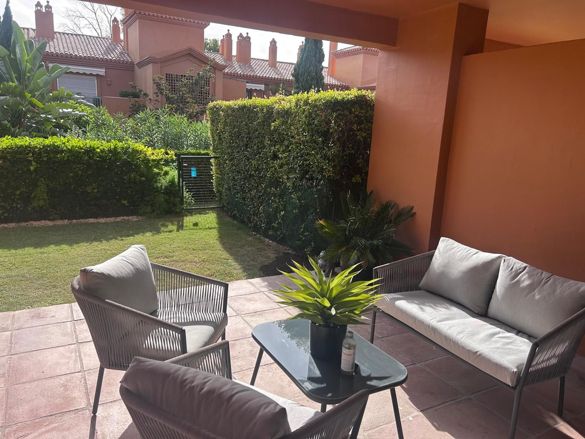 3 Bedroom Apartment for Sale in Benahavís — 3