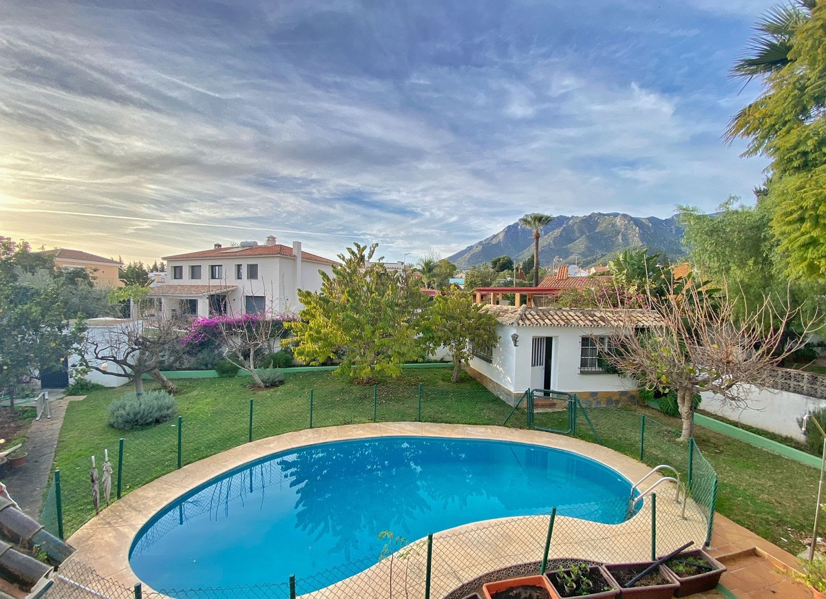 5 Bedroom Villa for Sale in Marbella — 8