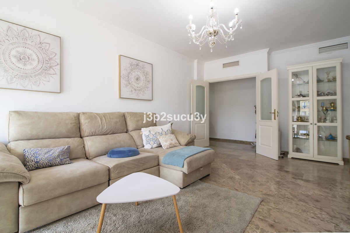 2 Bedroom Apartment for Sale in Marbella — 8