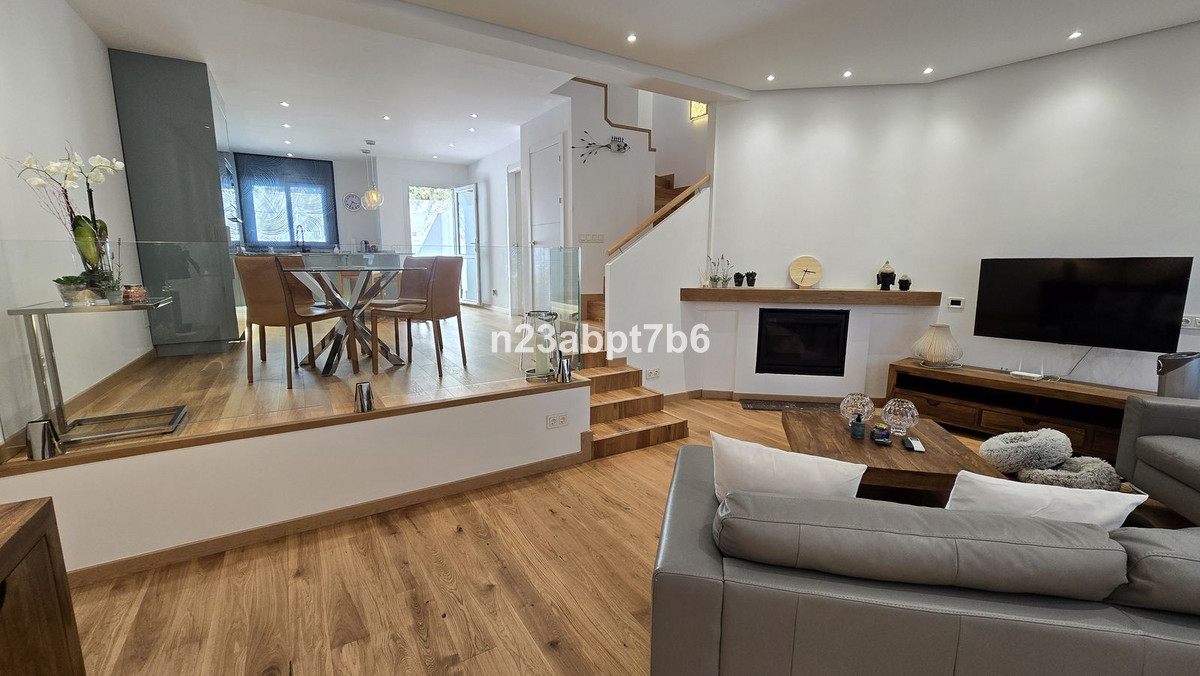 3 Bedroom Villa for Sale in Istán — 3