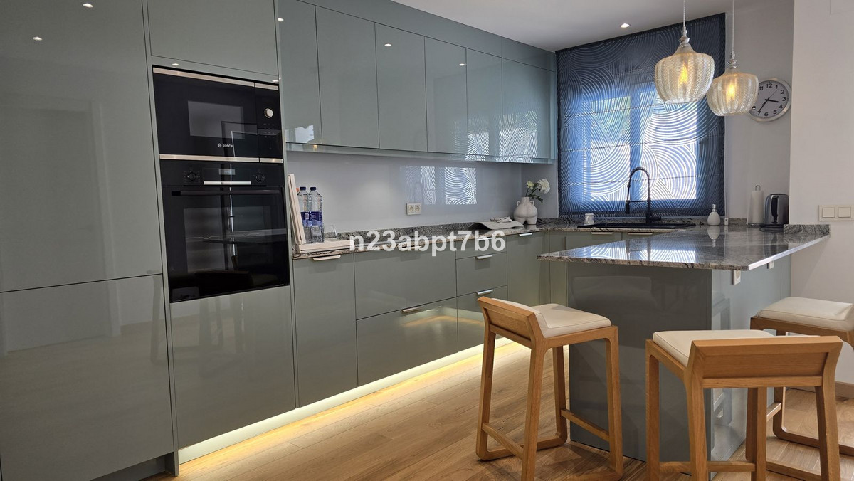 3 Bedroom Villa for Sale in Istán — 4