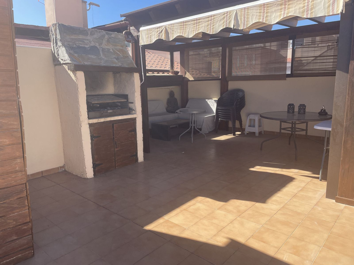 3 Bedroom Apartment for Sale in Estepona — 5