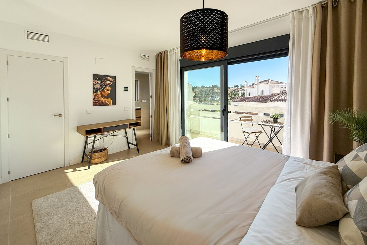 3 Bedroom Villa for Sale in El Paraiso — 5