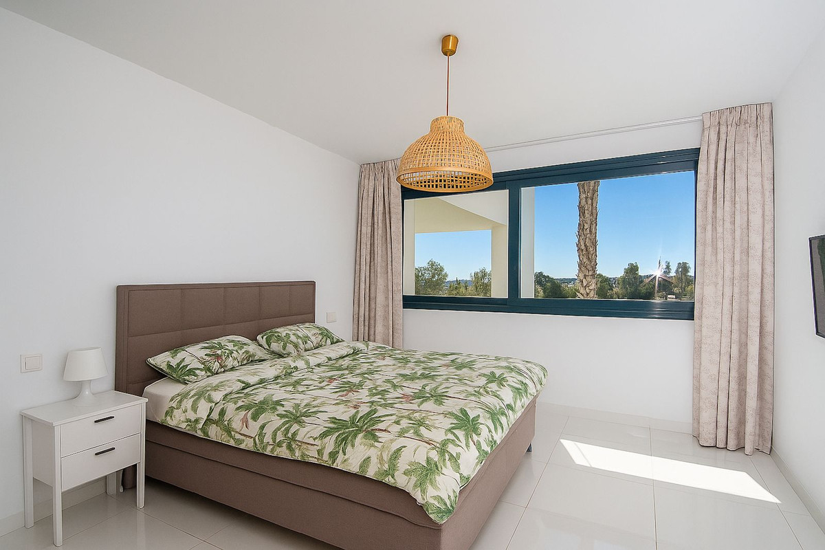 3 Bedroom Apartment for Sale in Benahavís — 5