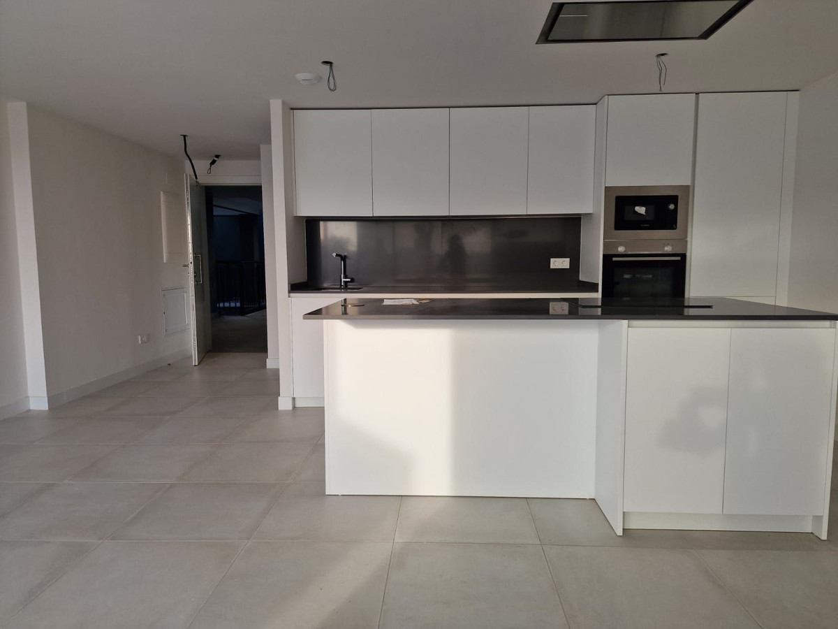 3 Bedroom Apartment for Sale in Selwo — 4