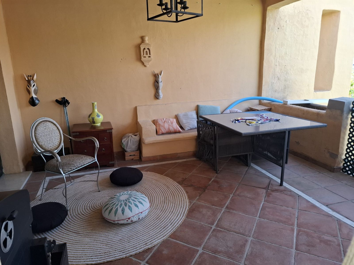 3 Bedroom Apartment for Sale in El Paraiso — 9