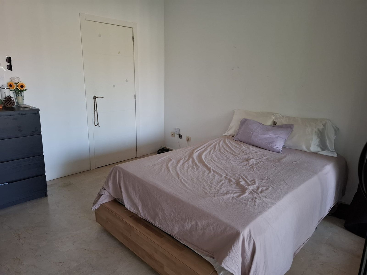 3 Bedroom Apartment for Sale in El Paraiso — view 10