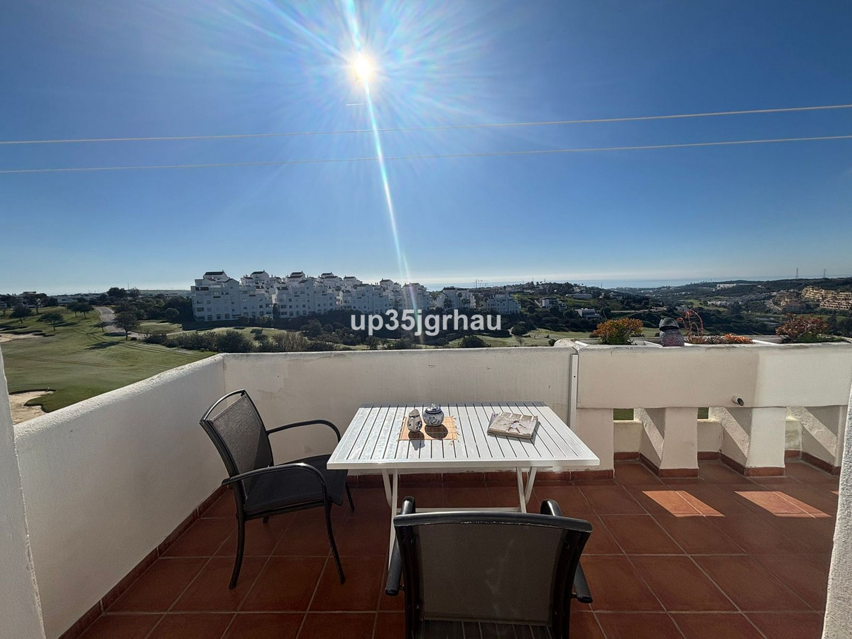 2 Bedroom Apartment for Sale in Estepona — 4
