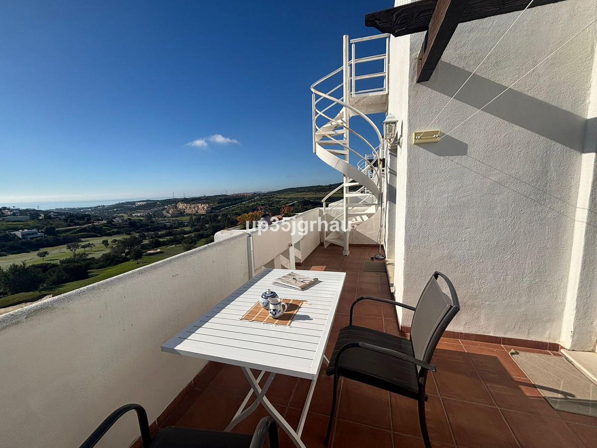 2 Bedroom Apartment for Sale in Estepona — 6