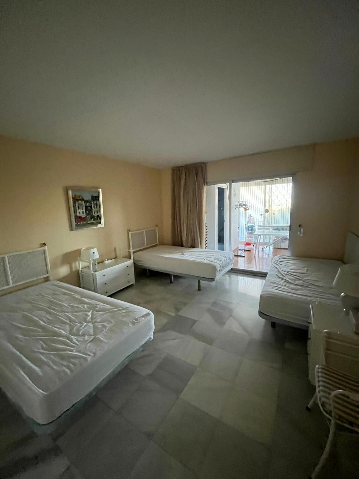 3 Bedroom Apartment for Sale in Nueva Andalucía — 9
