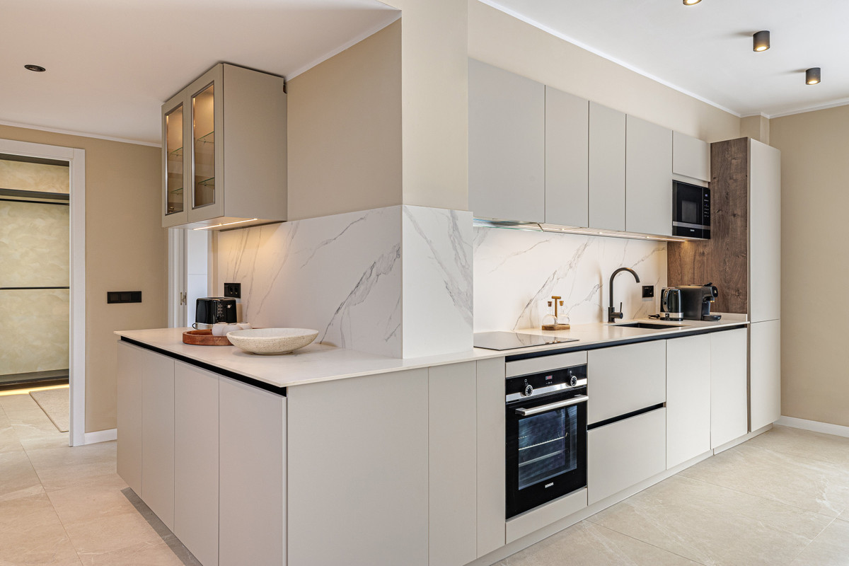 4 Bedroom Apartment for Sale in Nueva Andalucía — view 15