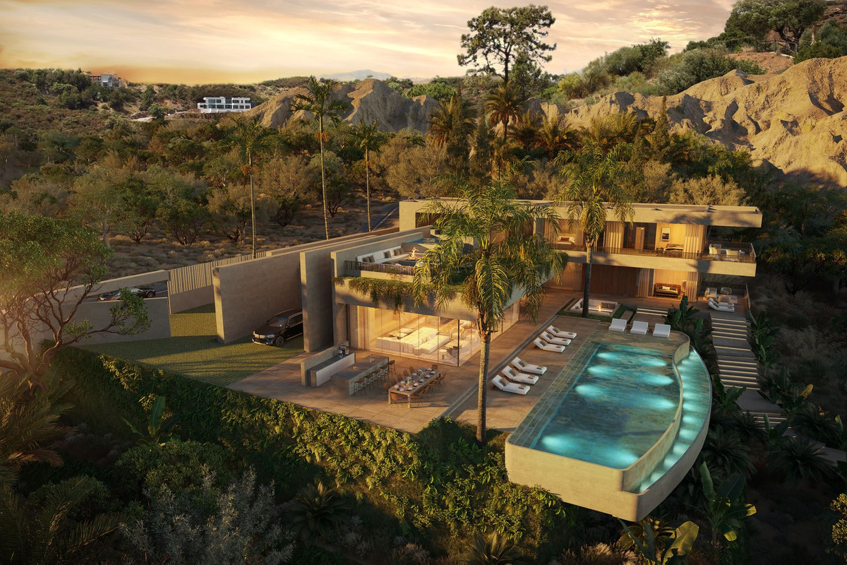 Plot for Sale in Benahavís