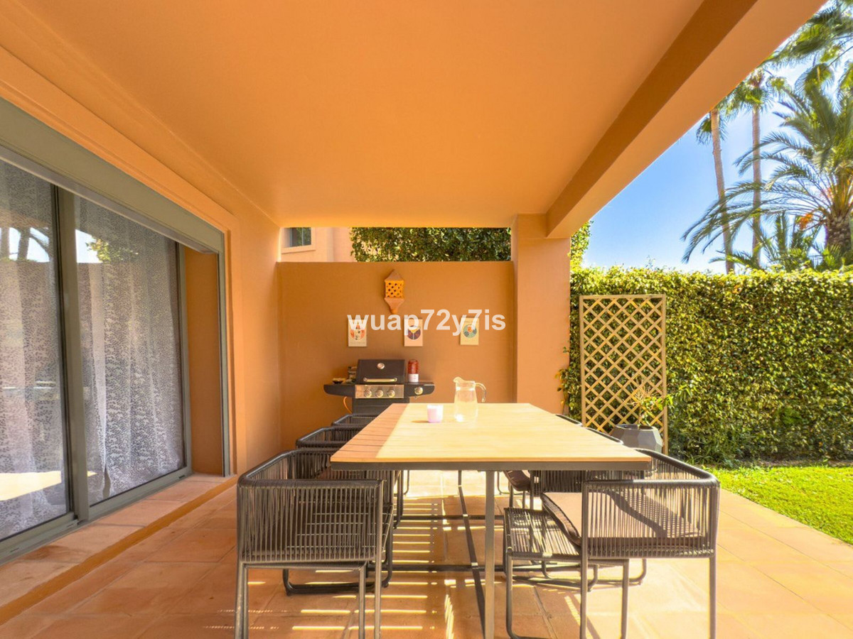 3 Bedroom Apartment for Sale in Estepona — 9