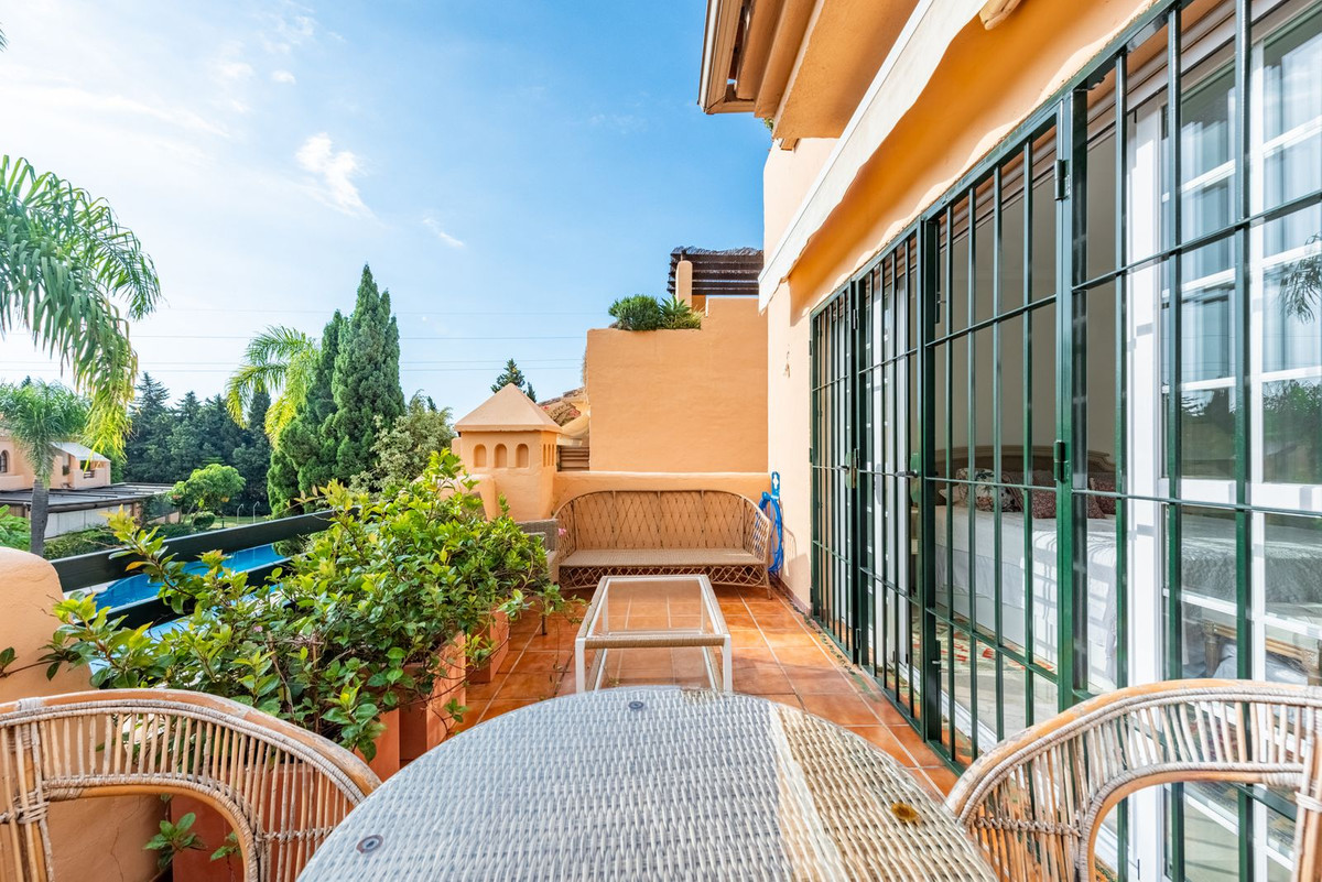 3 Bedroom Townhouse for Sale in Nagüeles — view 14
