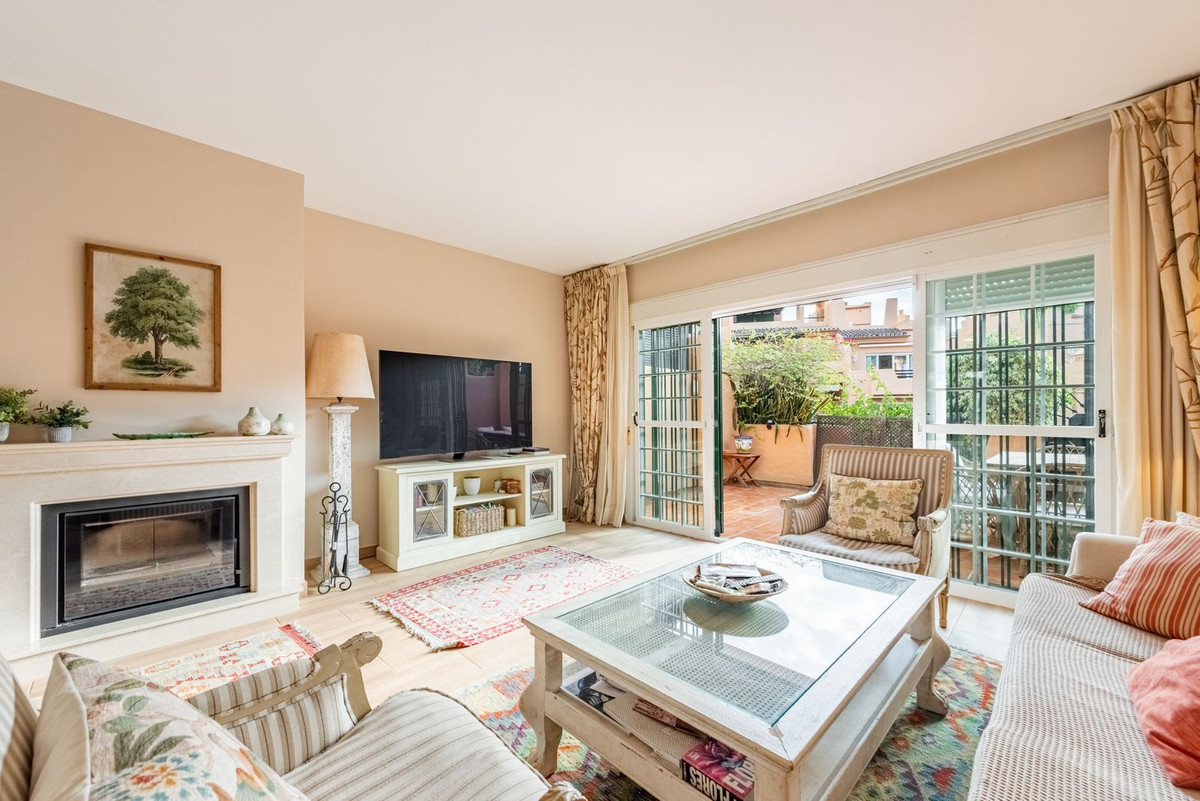 3 Bedroom Townhouse for Sale in Nagüeles — 5