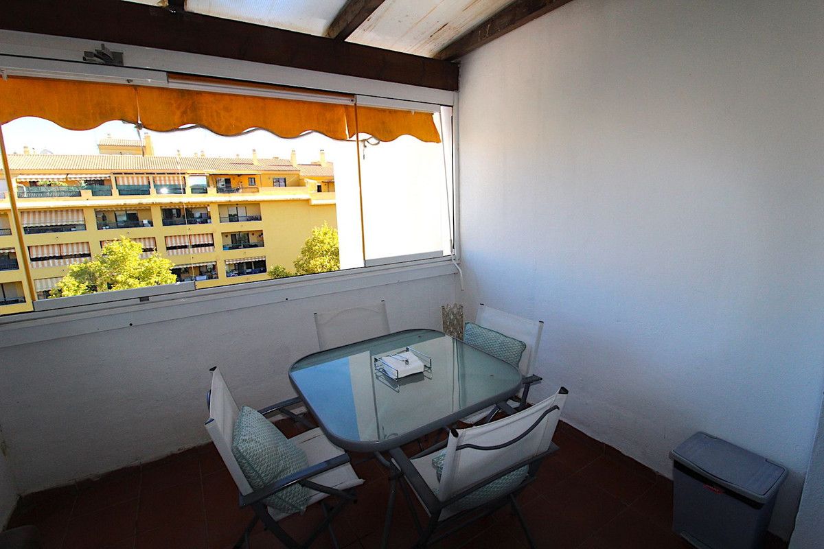 2 Bedroom Apartment for Sale in San Pedro de Alcántara — 8