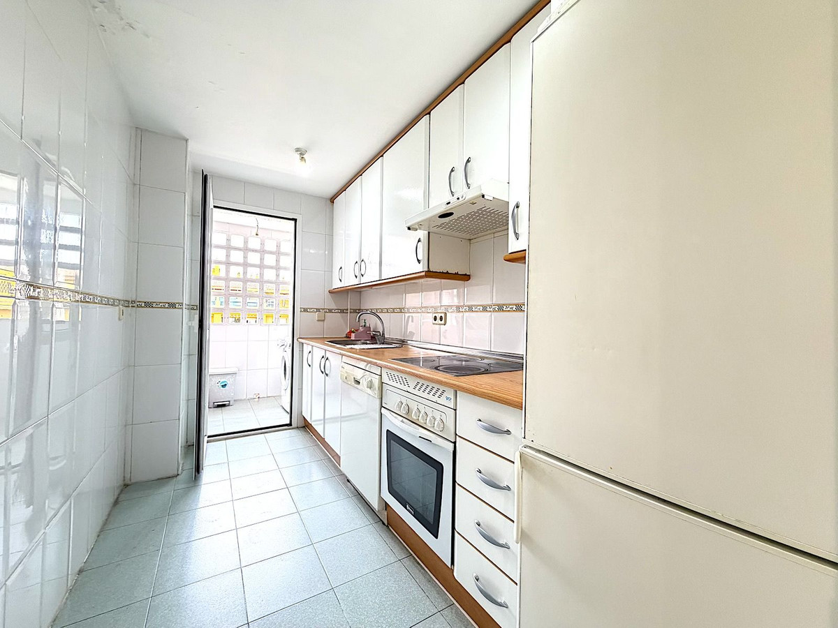 2 Bedroom Apartment for Sale in San Pedro de Alcántara — 9