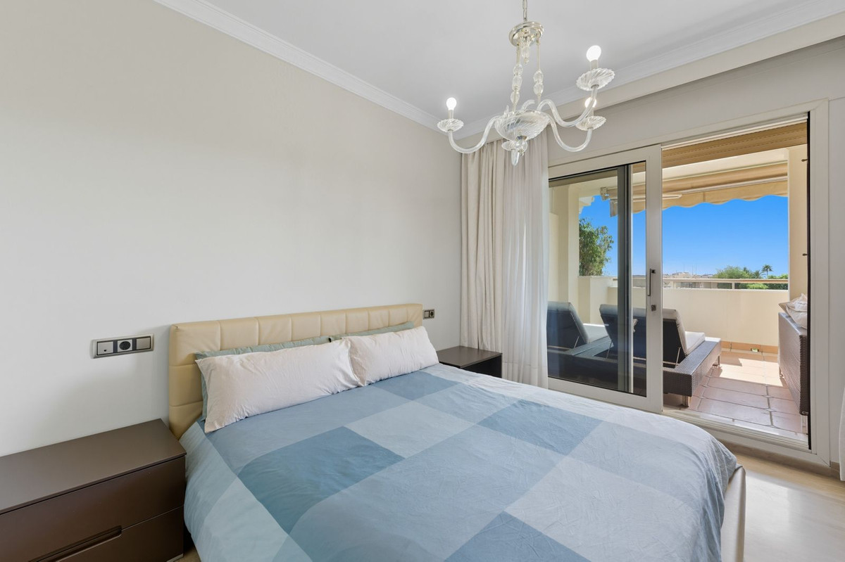 3 Bedroom Apartment for Sale in Sierra Blanca — 7