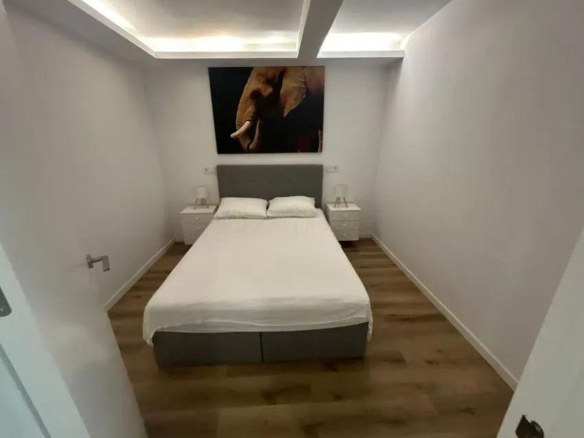 3 Bedroom Apartment for Sale in Estepona — 9