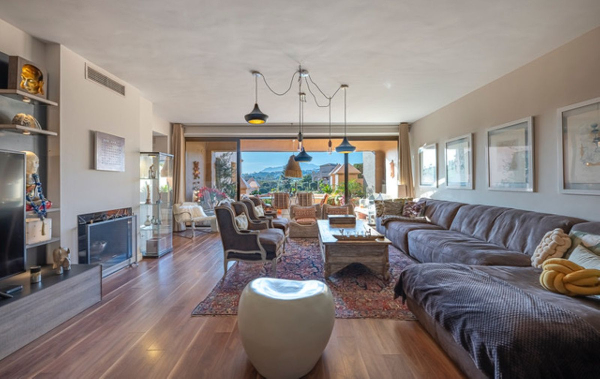 3 Bedroom Apartment for Sale in Atalaya — 2
