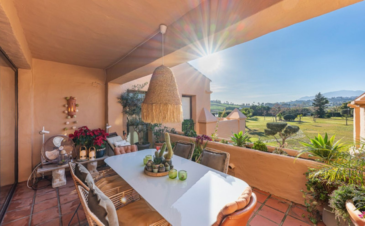 3 Bedroom Apartment for Sale in Atalaya — 3