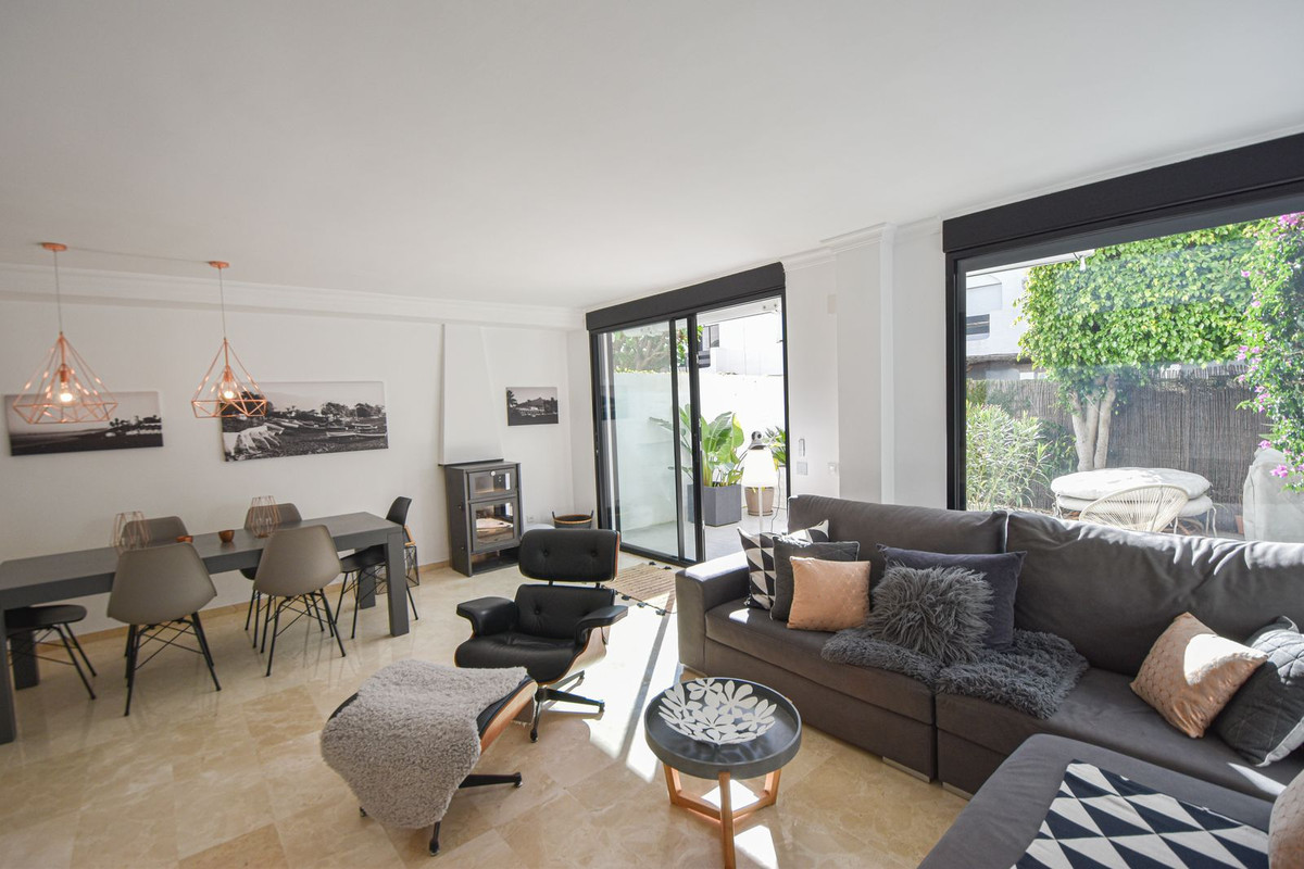 4 Bedroom Villa for Sale in San Pedro de Alcántara — 5