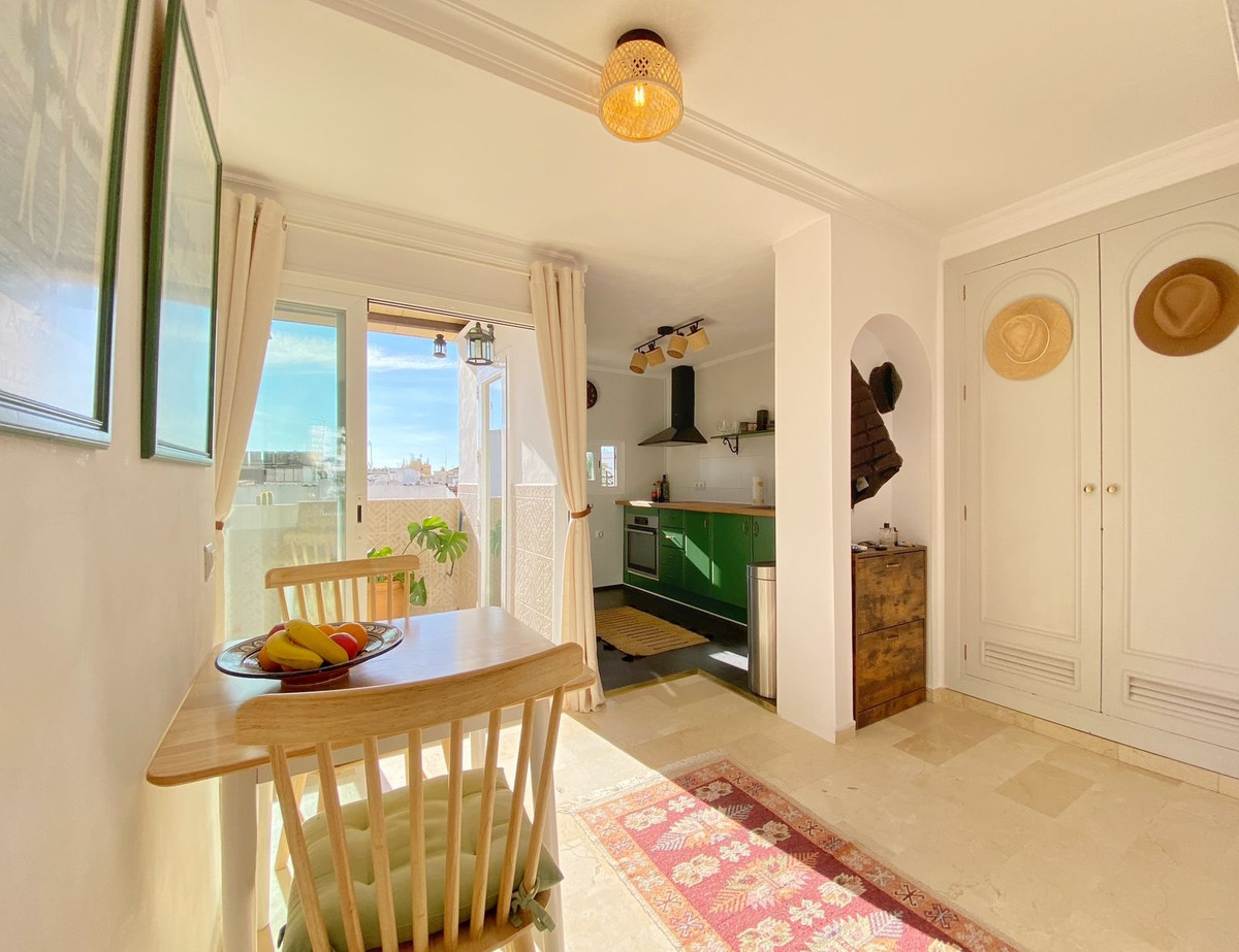 1 Bedroom Apartment for Sale in Marbella — 3