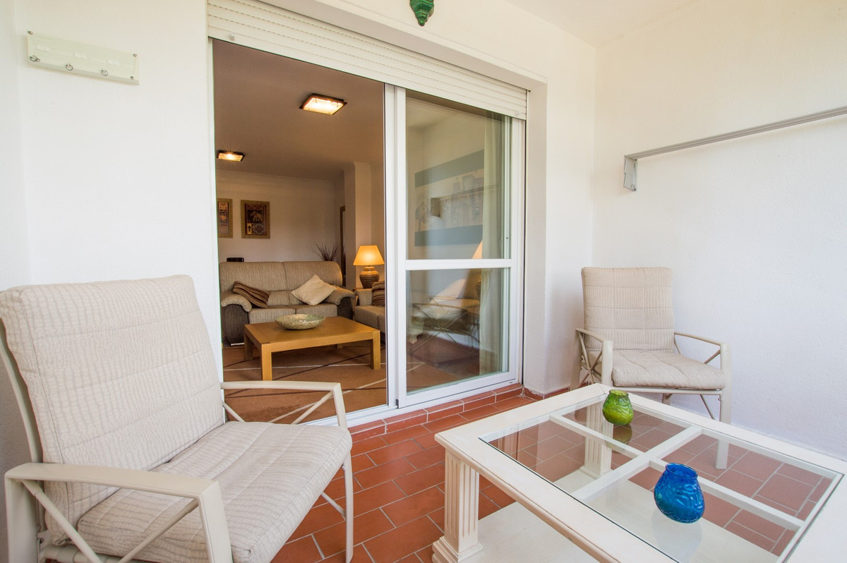 3 Bedroom Apartment for Sale in San Pedro de Alcántara — 4