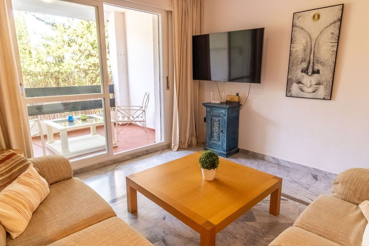 3 Bedroom Apartment for Sale in San Pedro de Alcántara — 6