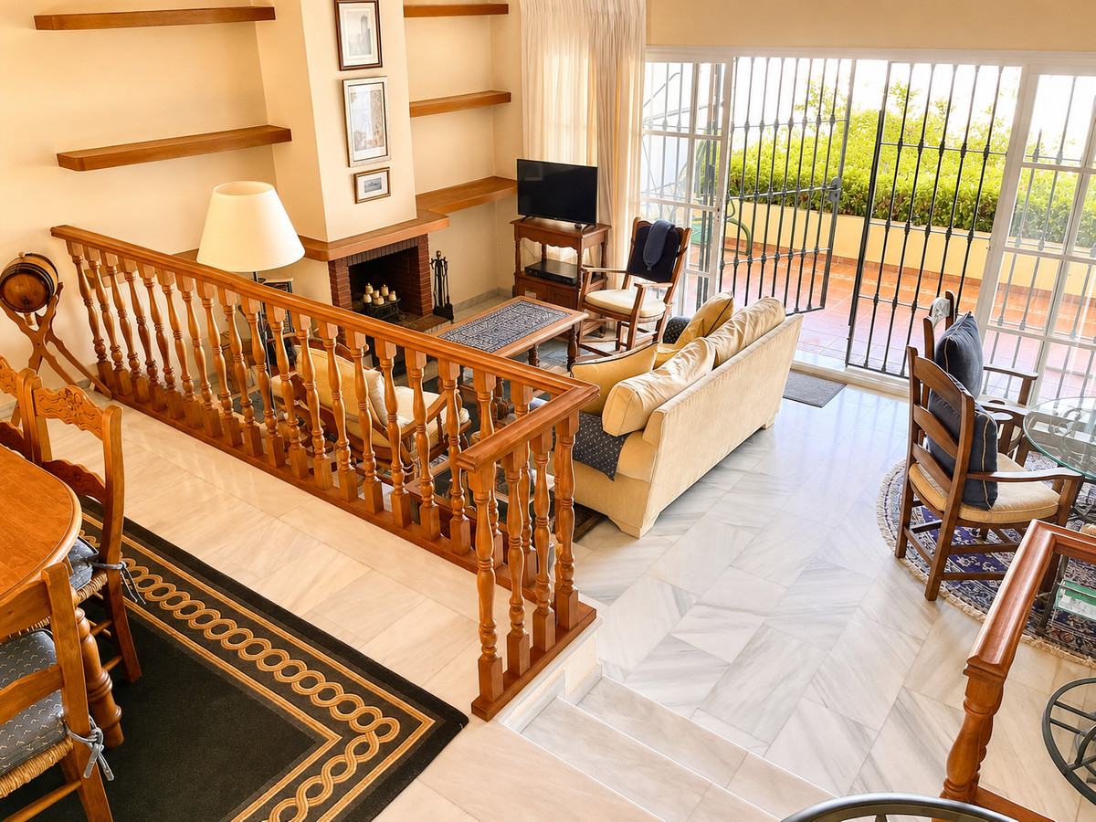 3 Bedroom Villa for Sale in Estepona — 2