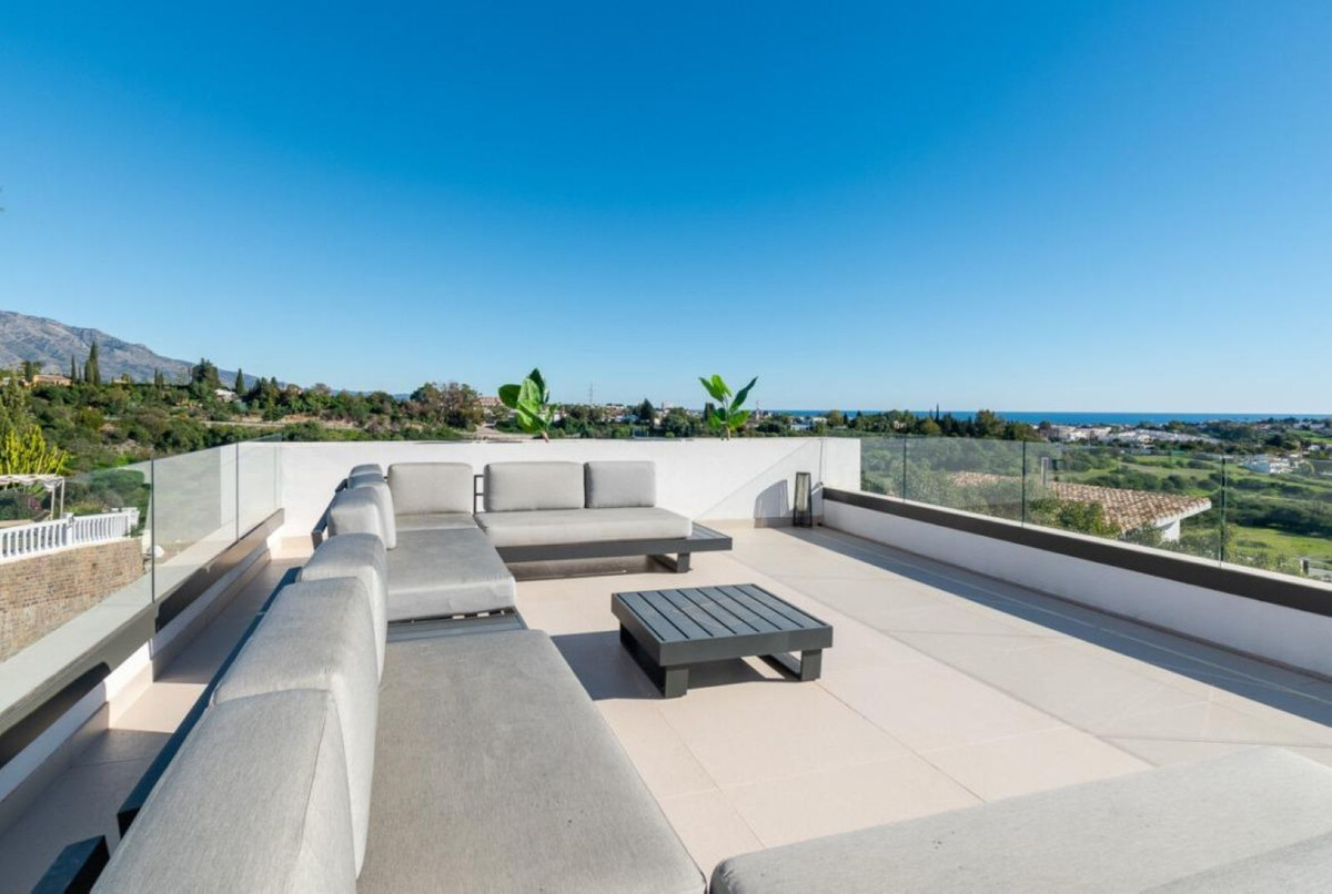 4 Bedroom Villa for Sale in Los Arqueros — 8