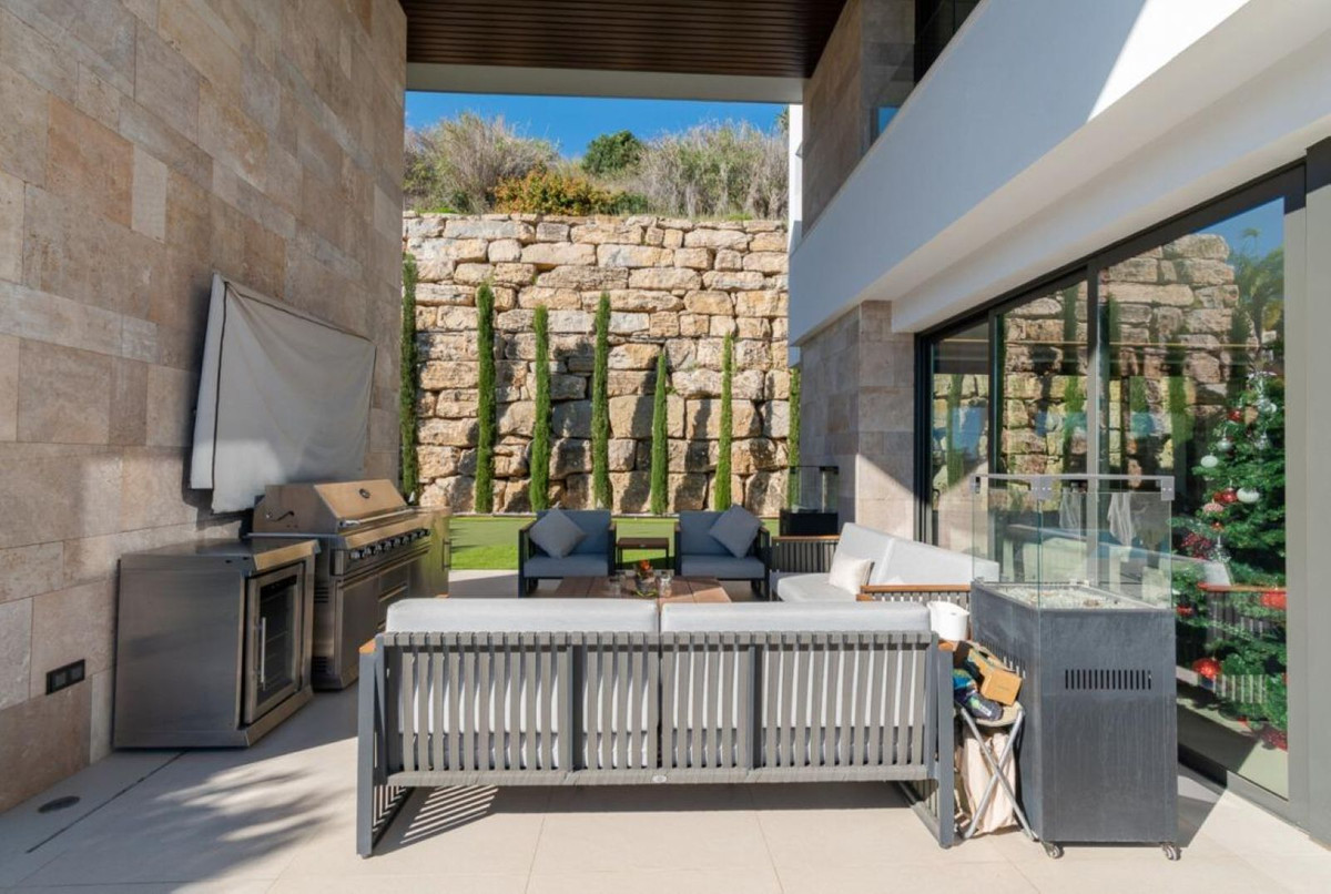 4 Bedroom Villa for Sale in Los Arqueros — 9