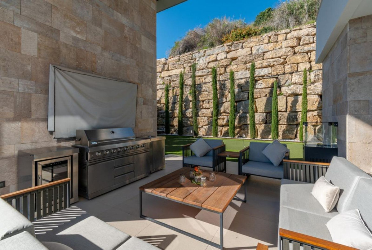 4 Bedroom Villa for Sale in Los Arqueros — view 10