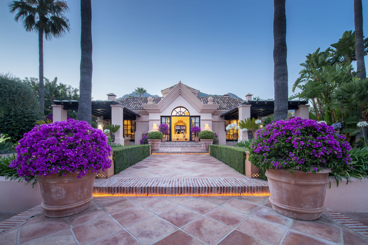 3 Bedroom Villa for Sale in Sierra Blanca