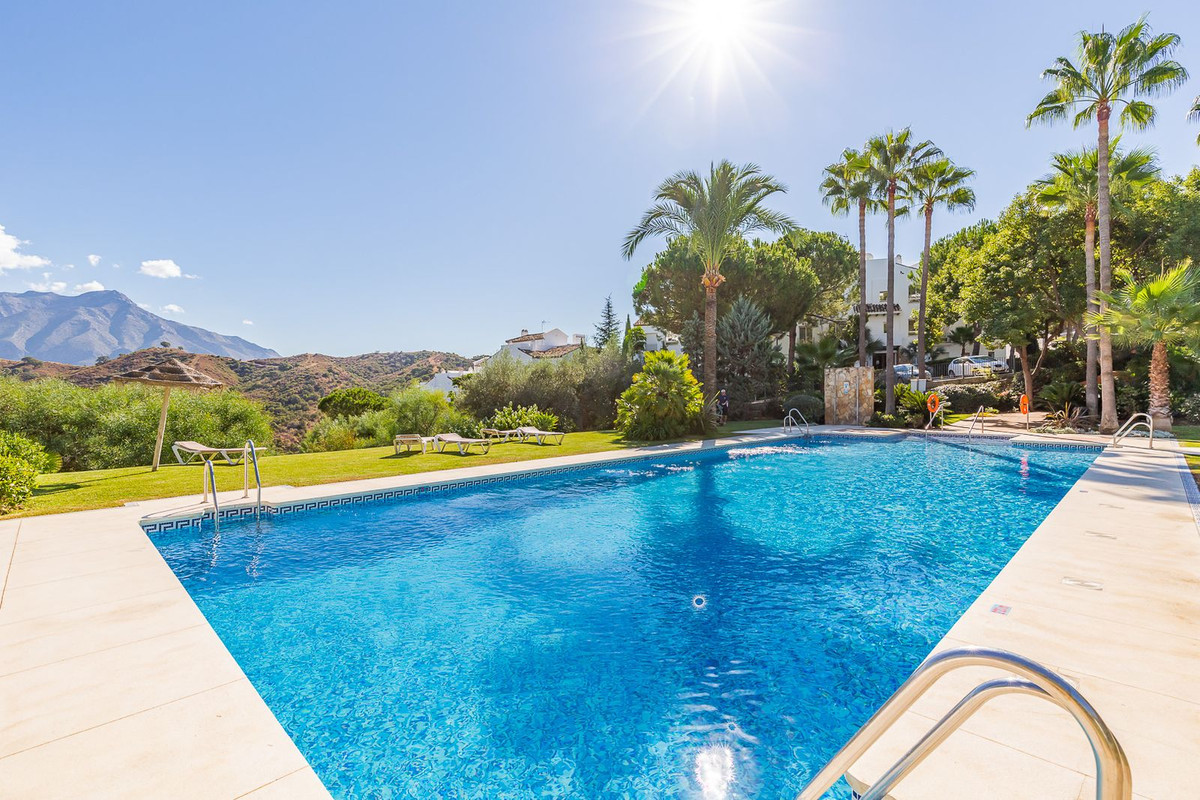3 Bedroom Apartment for Sale in La Quinta — 2