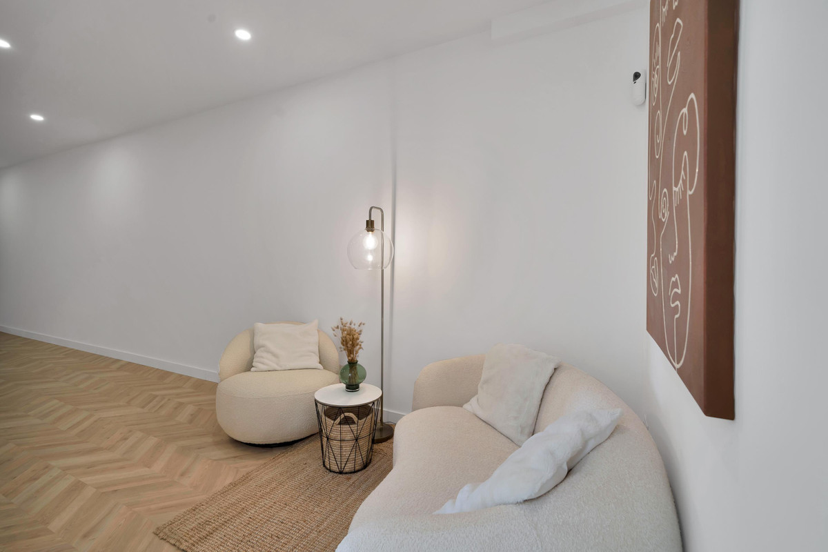 5 Bedroom Villa for Sale in Marbella — view 16