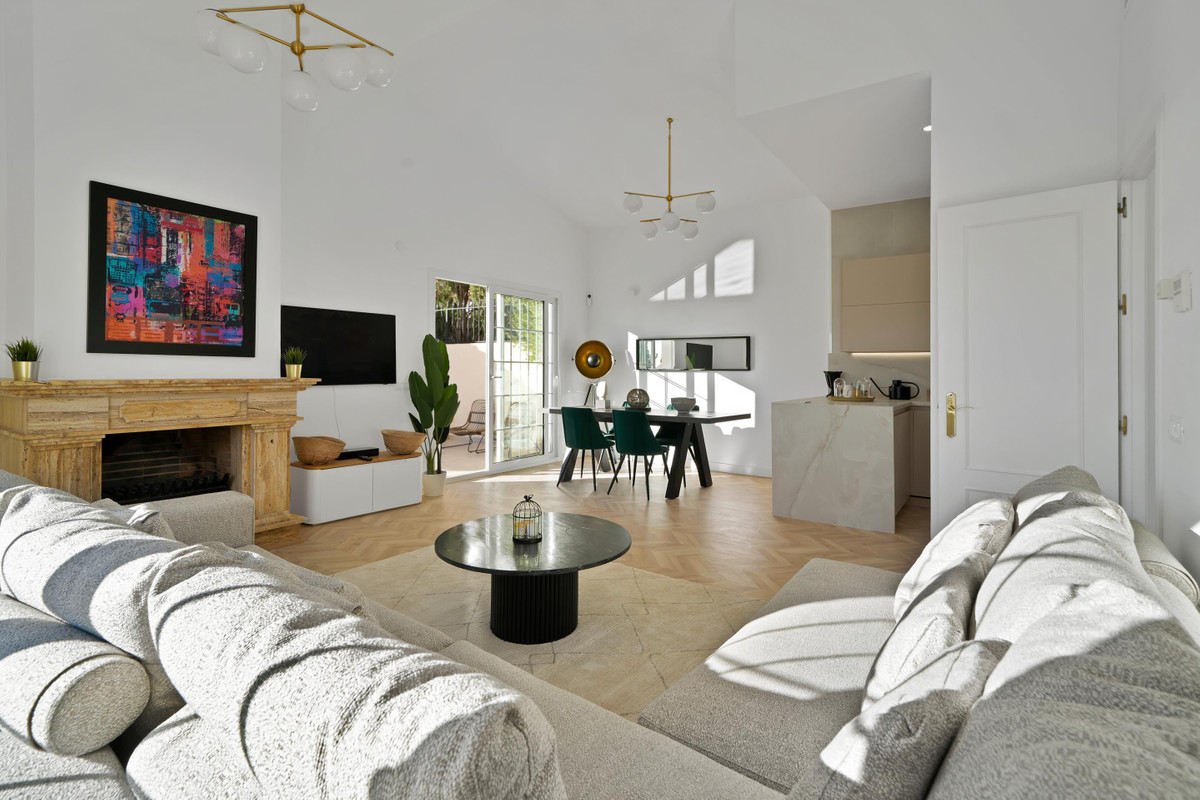 5 Bedroom Villa for Sale in Marbella — 7