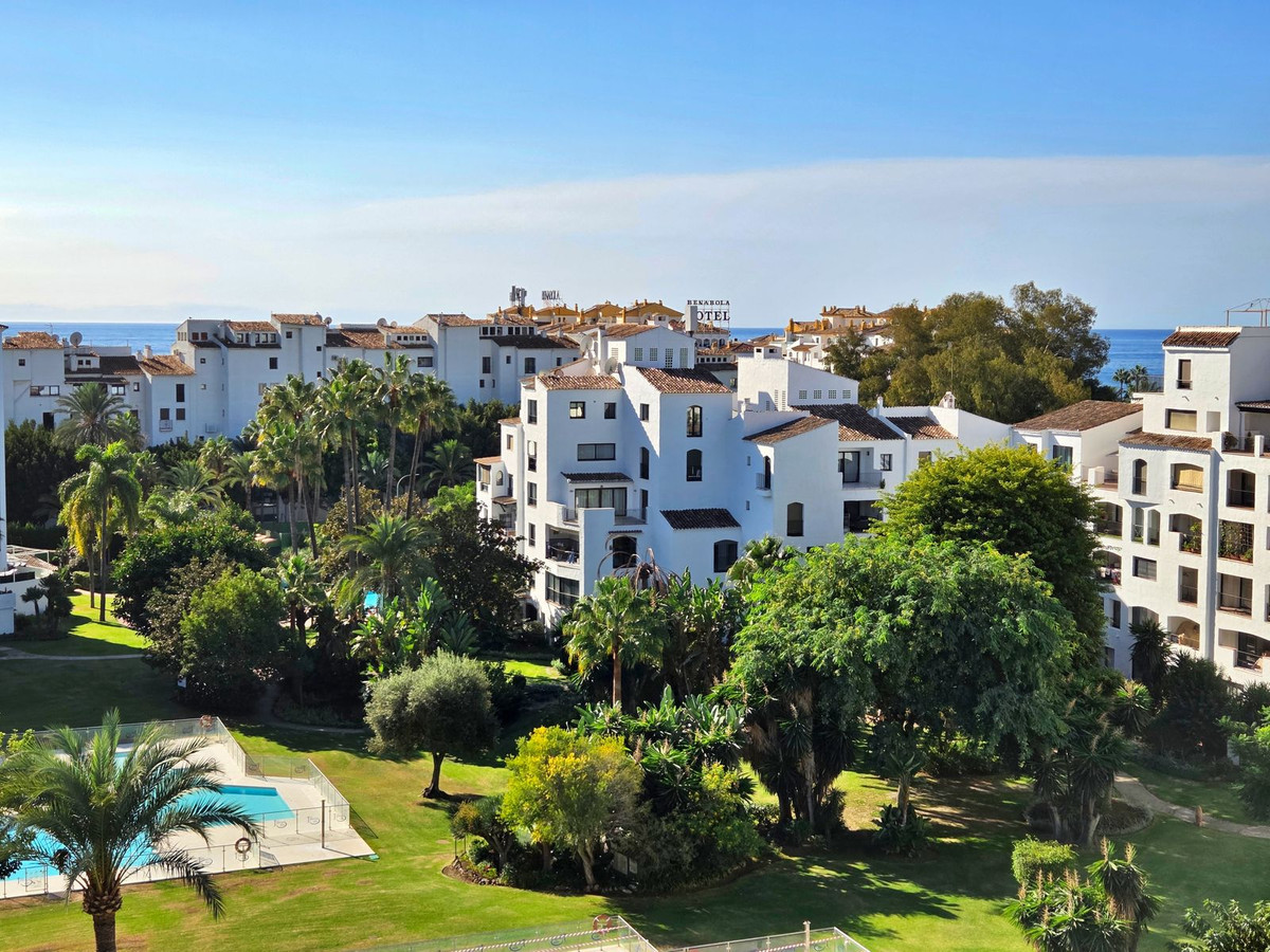 2 Bedroom Apartment for Sale in Puerto Banús