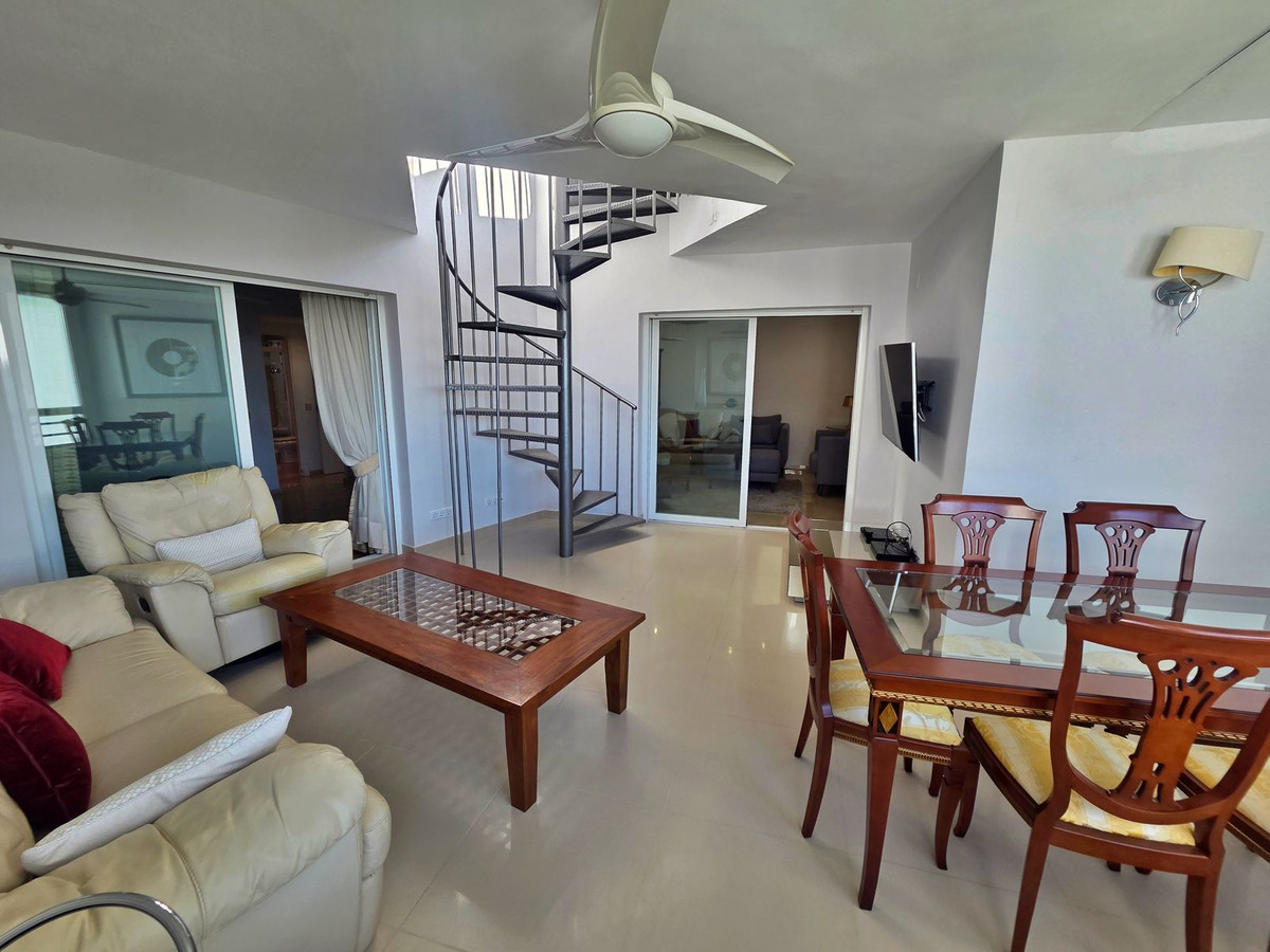 2 Bedroom Apartment for Sale in Puerto Banús — 5