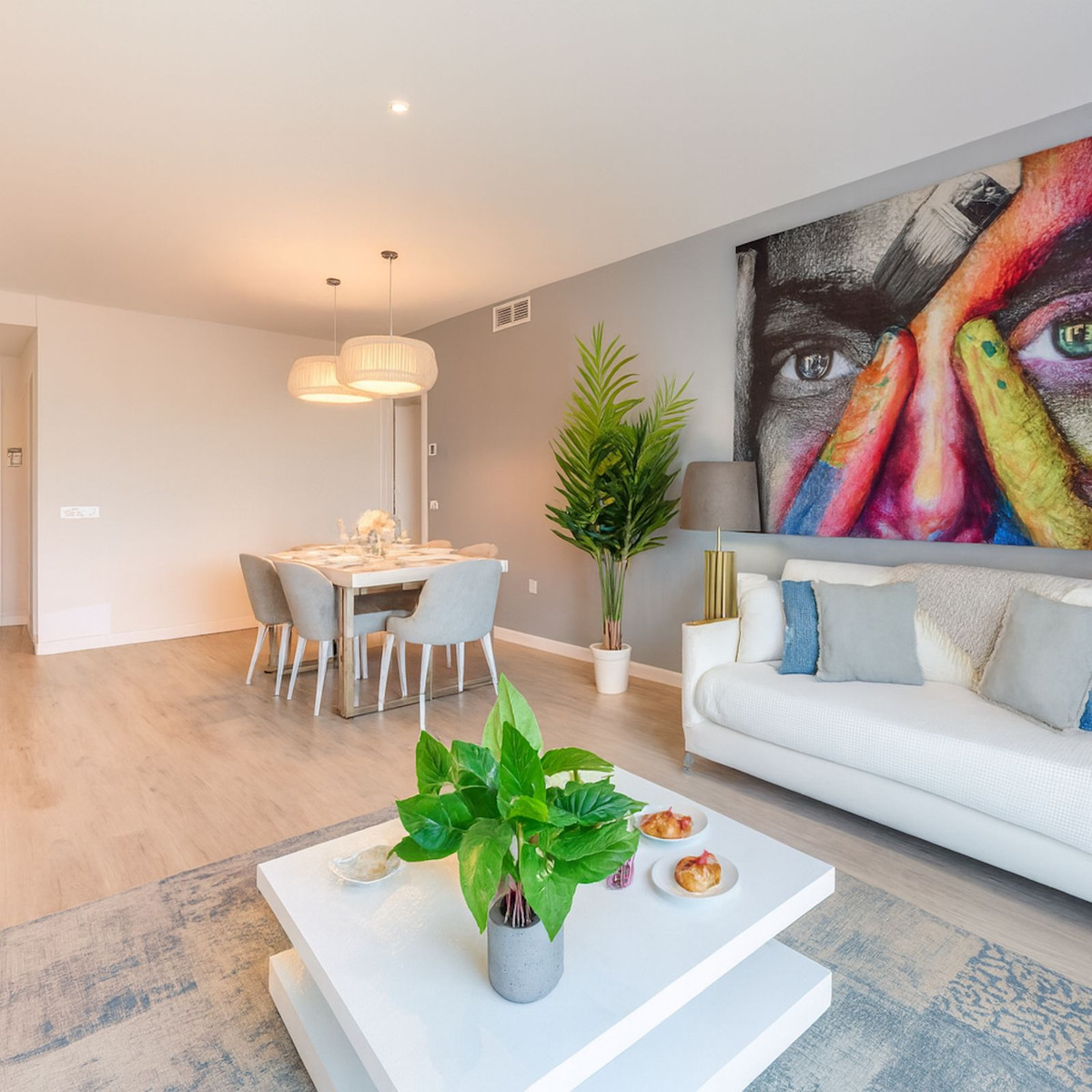 3 Bedroom Apartment for Sale in Nueva Andalucía — 2