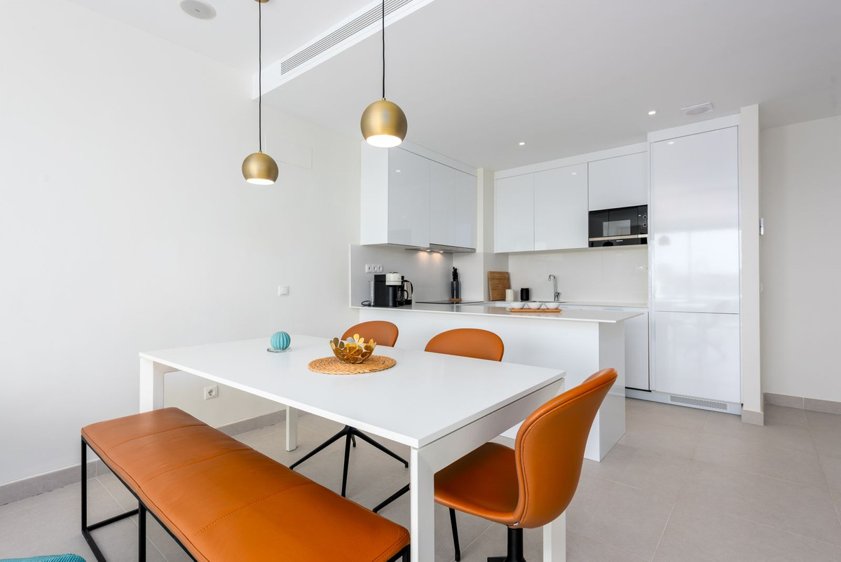 3 Bedroom Apartment for Sale in Estepona — 5