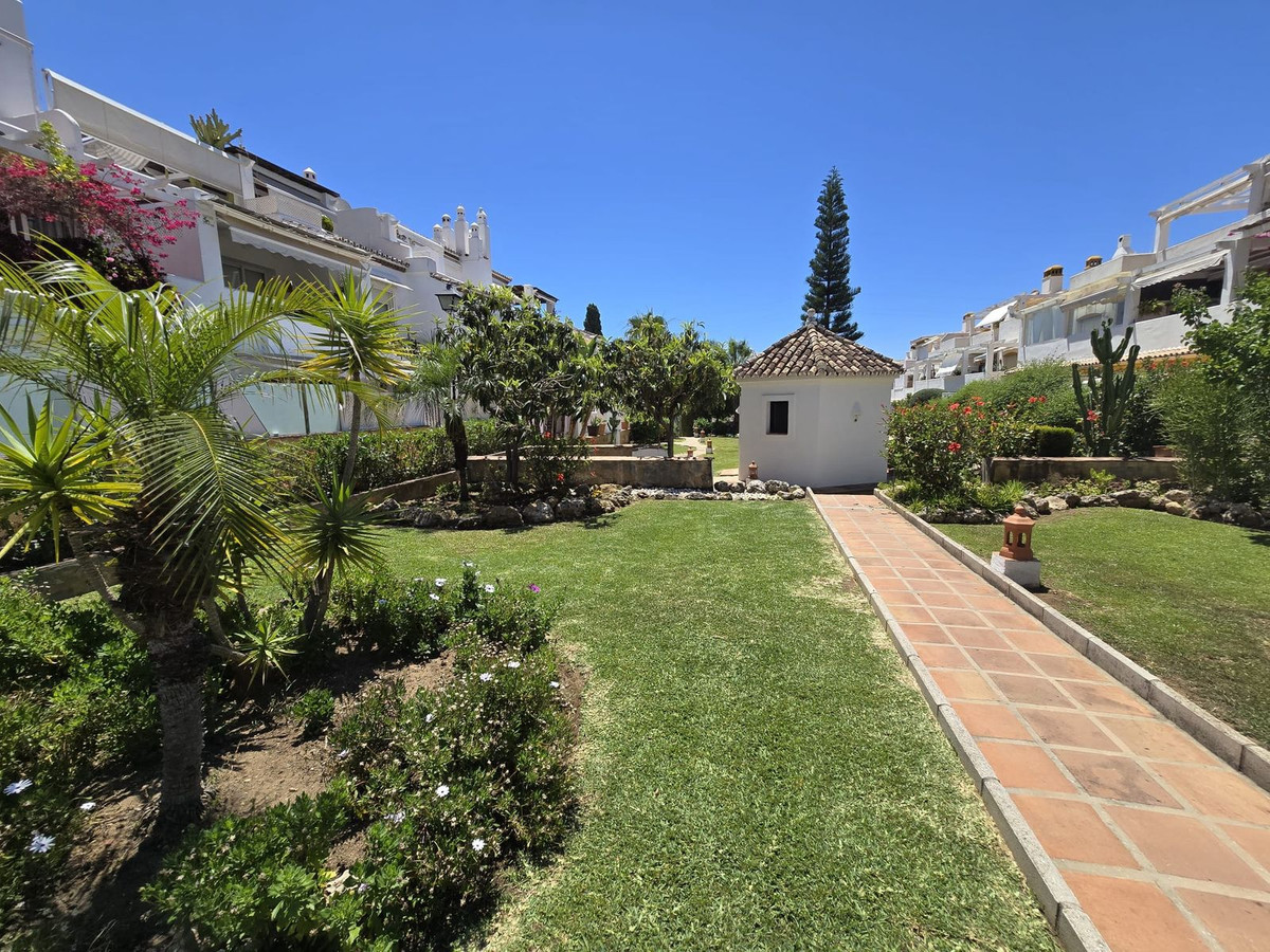 2 Bedroom Apartment for Sale in Marbella — 5